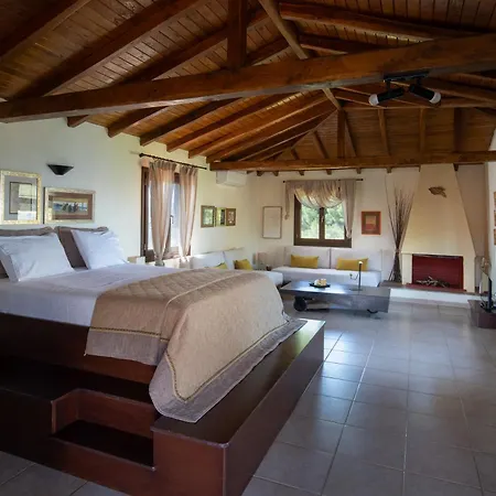 Heos Aparthotel