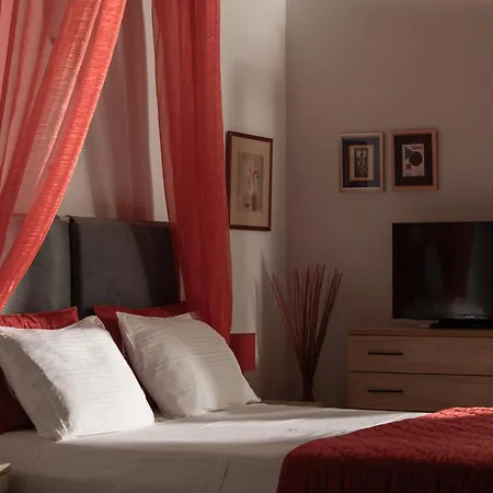 Aparthotel Heos
