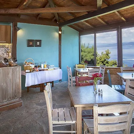 Heos אורמוס פנגיאס