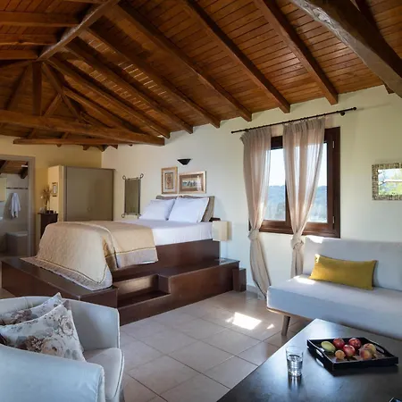 Heos Hotel apartamentowy Ormos Panagias