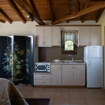 Heos Aparthotel Ormos Panagias