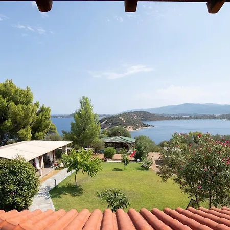 Heos Aparthotel Ormos Panagias