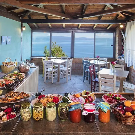 Hotel apartamentowy Heos