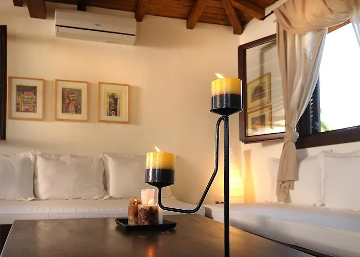 Heos Apartahotel