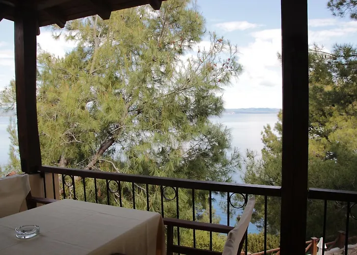 Heos Apartahotel 3*